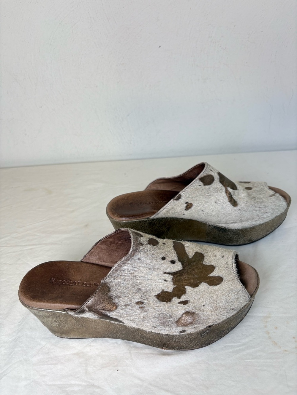 Chocolat Blu Yiona Wedge Slide Sandal Size 8 - Picture 2 of 11